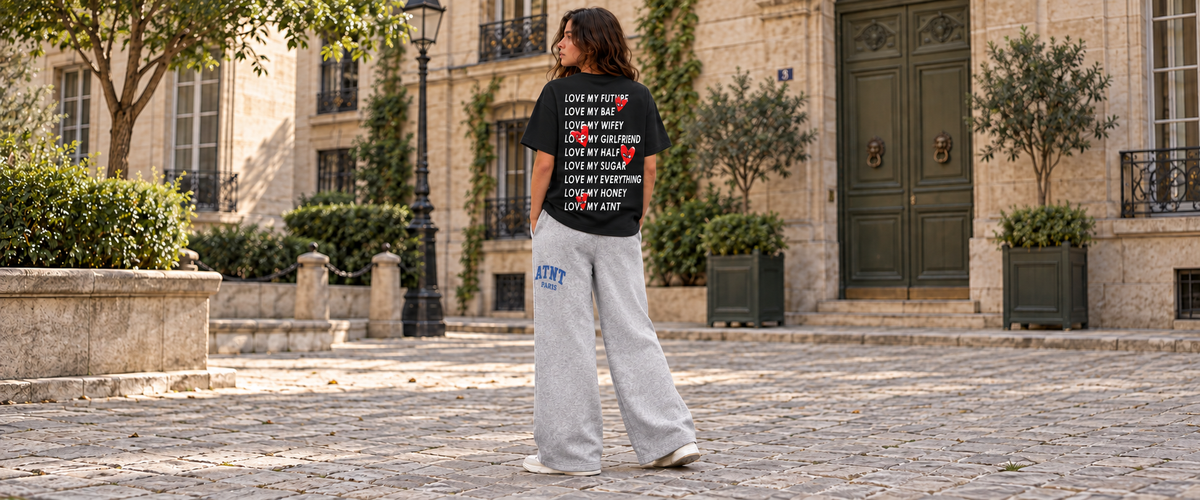 Tee shirt unisexe love heart avec jogging wide leg Heather Grey — tenue à Paris