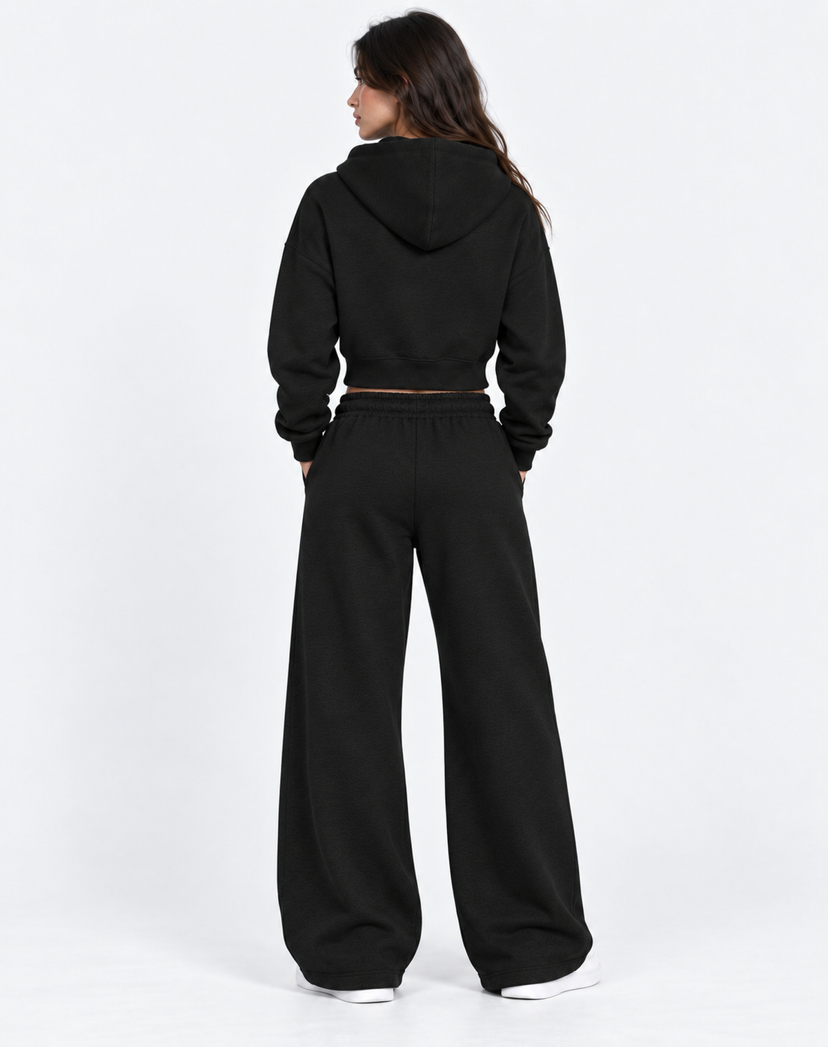 Sweat crop zippé et jogging femme noir ATNT PARIS, vue de dos, tête de profil