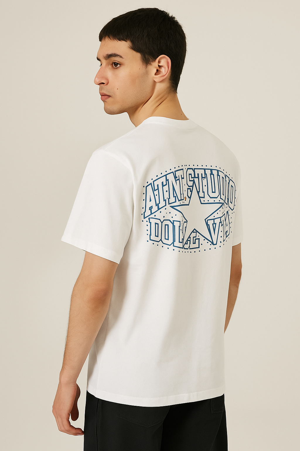 T-shirt Dolce Vita blanc ATNT PARIS, porté, vue de dos.