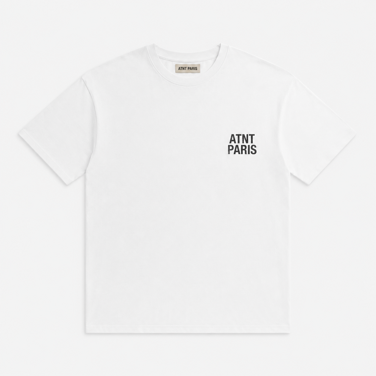 T-shirt blanc ATNT Paris 17ème Remember avec logo cœur noir.