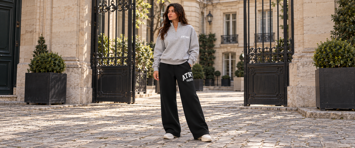 Sweat Col Trucker Grey –  Essentials porté dans une ambiance lifestyle ATNT PARIS