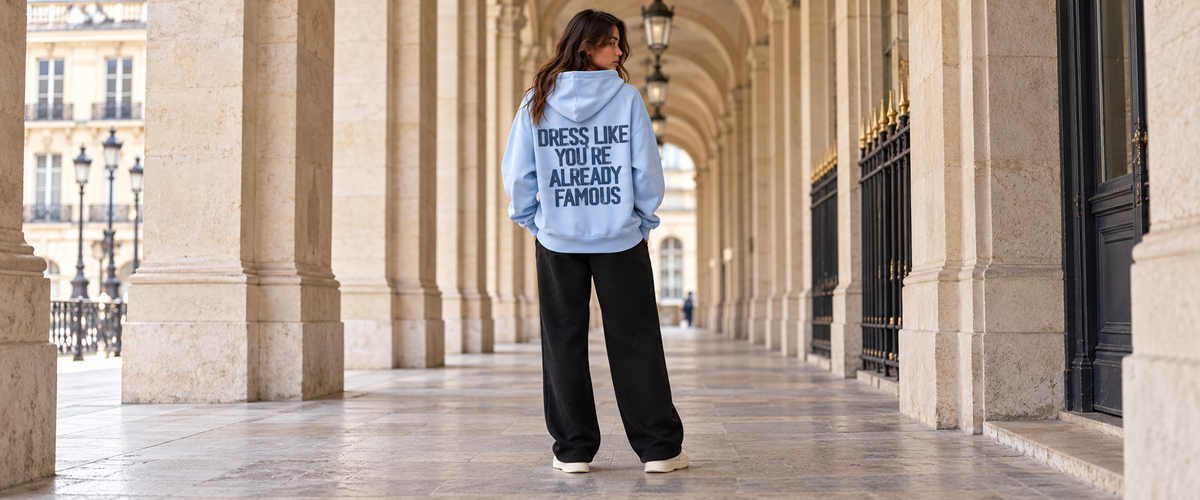 Sweat à Capuche Already Famous Light Blue — ATNT Paris porté dans une ambiance lifestyle ATNT PARIS