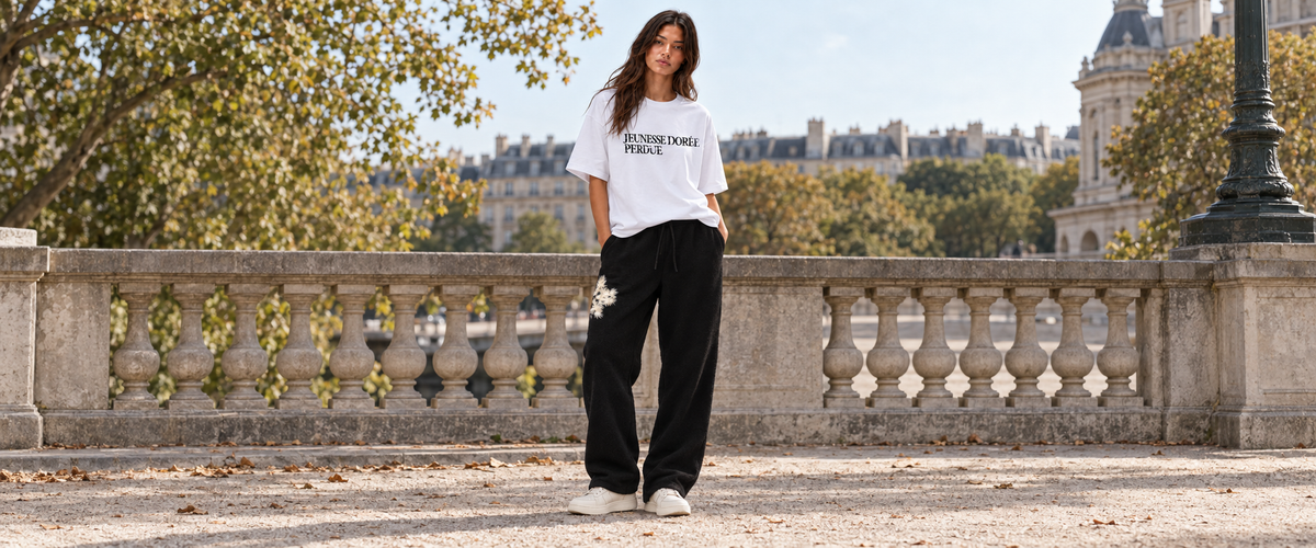 T-shirt Blanc « Jeunesse Dorée Perdue » – ATNT Paris — tenue portée à Paris